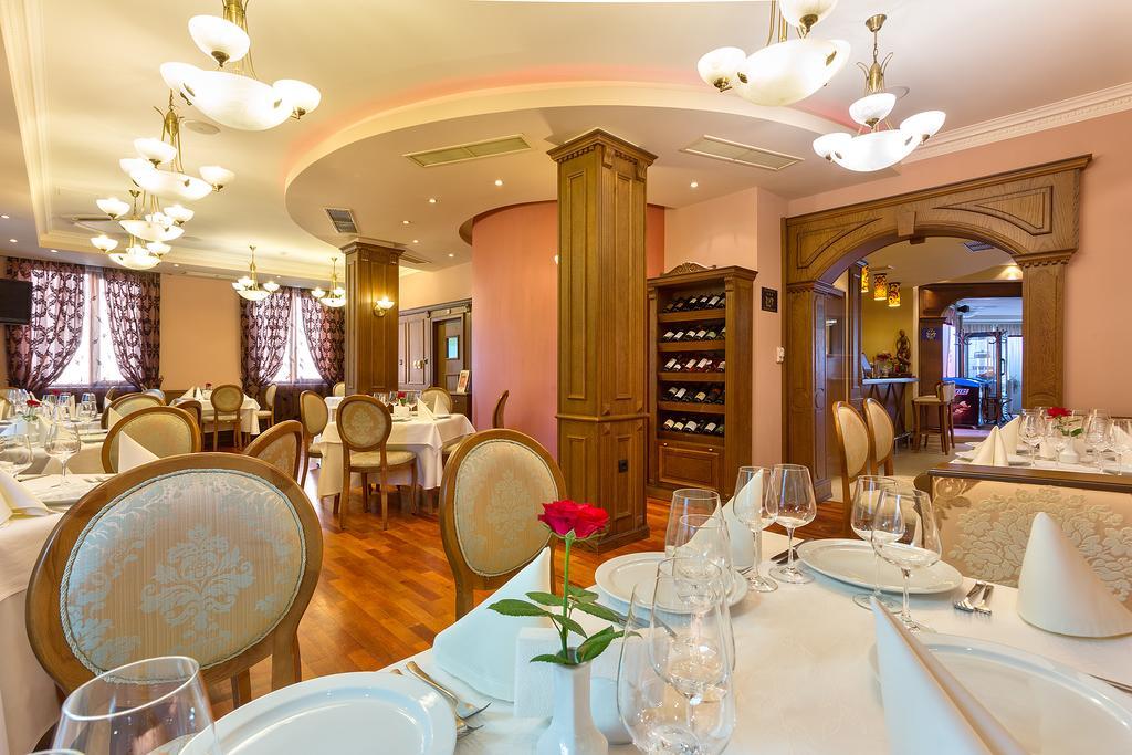 Hotel Club Central ฮิซาเรีย ภายนอก รูปภาพ