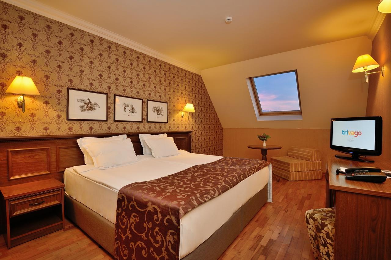 Hotel Club Central ฮิซาเรีย ภายนอก รูปภาพ